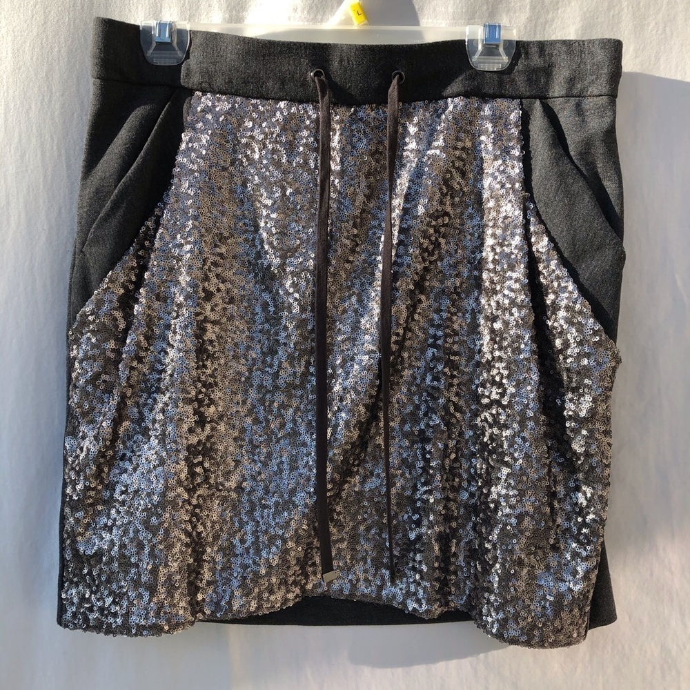 Sequined Skirt on front, sides packets - Picture 4 of 13